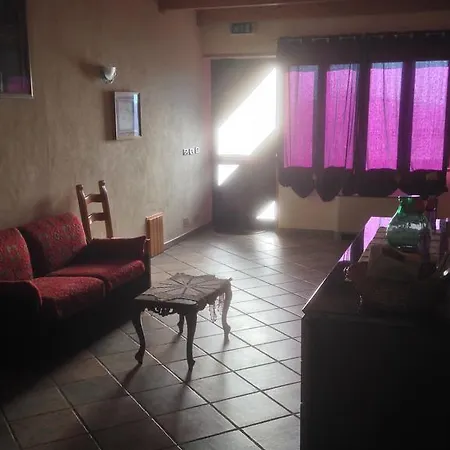 Villacolle Mery Mongardino